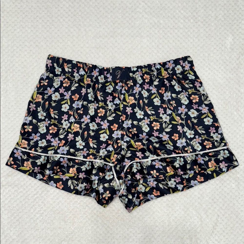 Victoria’s Secret Floral Print Pajama Lounge Bottoms Shorts Like New S…